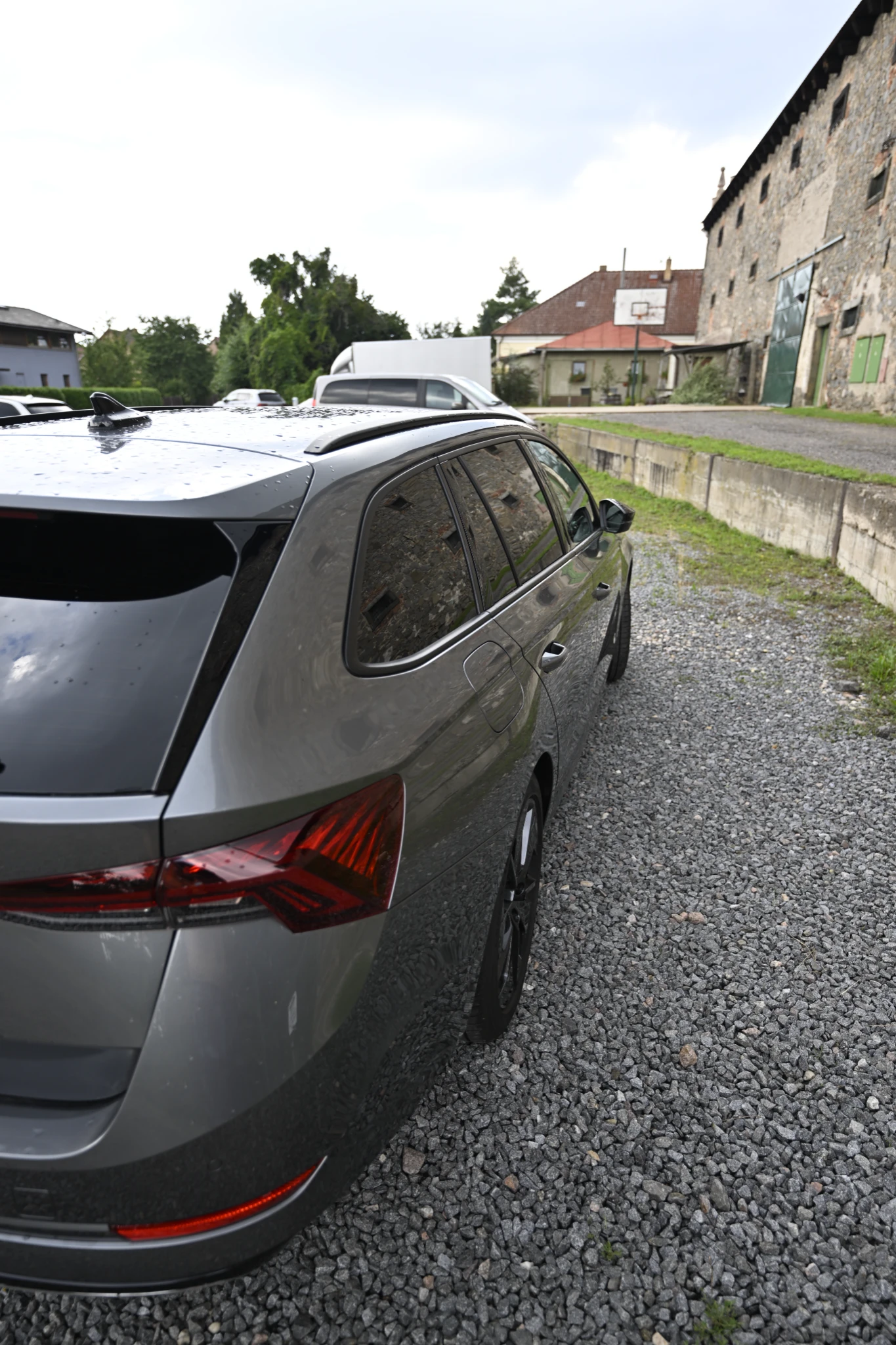 Údržba bezpečnostních a slunečních autofólií na sklech